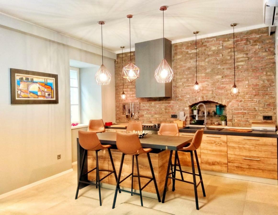 St. Mark'S Boutique Apartment ซาเกร็บ ภายนอก รูปภาพ