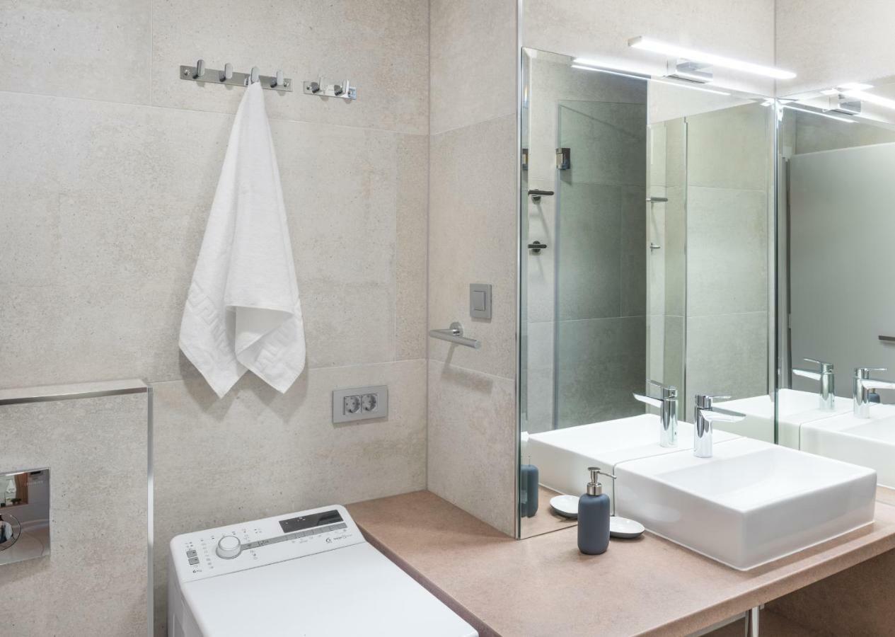 St. Mark'S Boutique Apartment ซาเกร็บ ภายนอก รูปภาพ